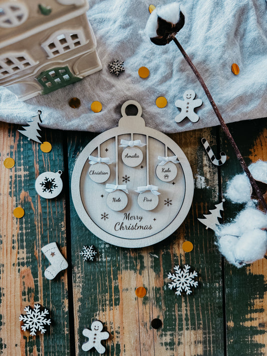 Personalisierte Weihnachtskugel - mit Namen der Familie